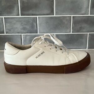 French Connection Becka-Mar Lace up Sneaker Womens 8 Linen White Minimalist